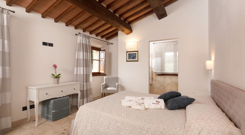 Photo of Ten Green Bottles