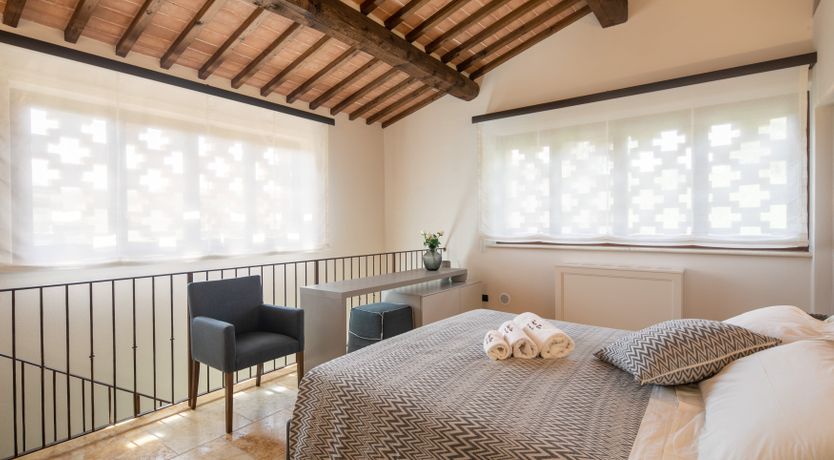 Photo of Ten Green Bottles