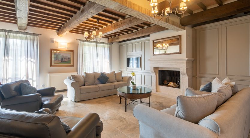 Photo of Ten Green Bottles