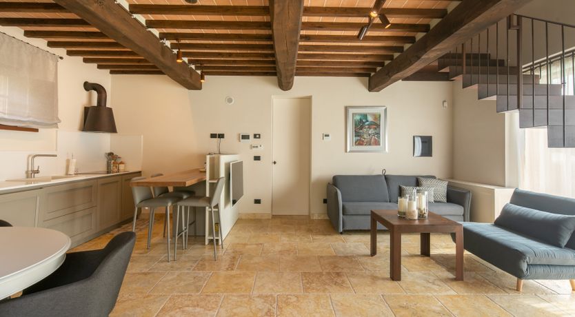 Photo of Ten Green Bottles