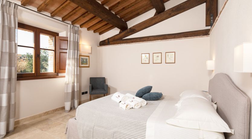 Photo of Ten Green Bottles