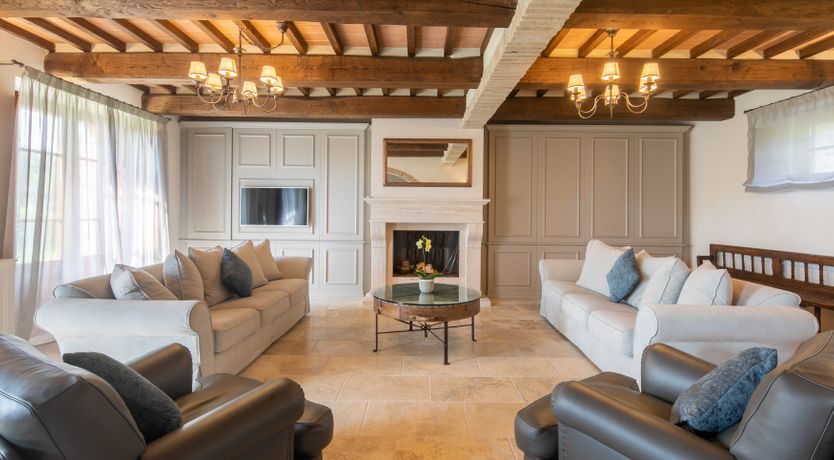 Photo of Ten Green Bottles