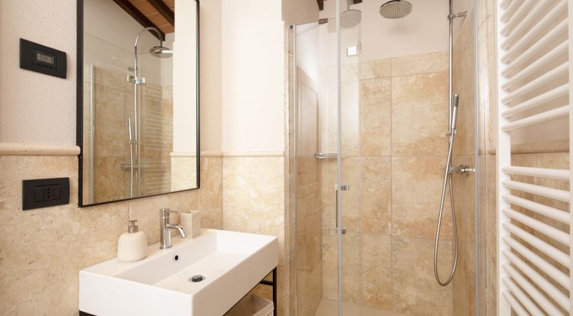 Photo of Ten Green Bottles