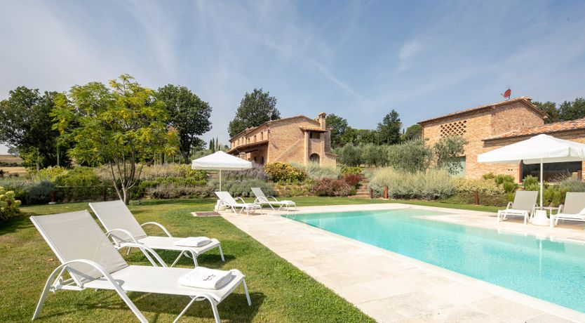 Photo of Ten Green Bottles