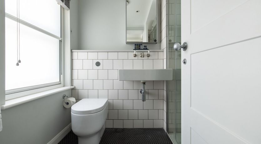 Photo of Here Comes The Night