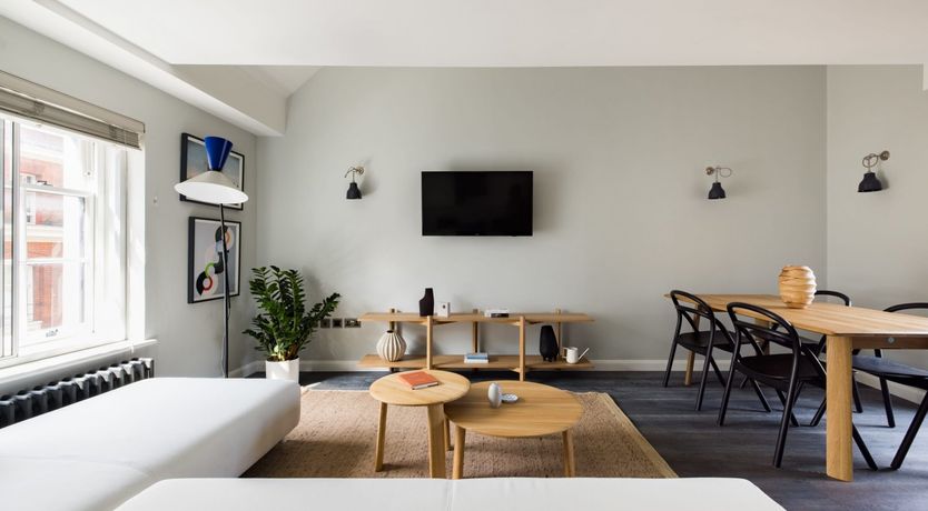 Photo of Here Comes The Night