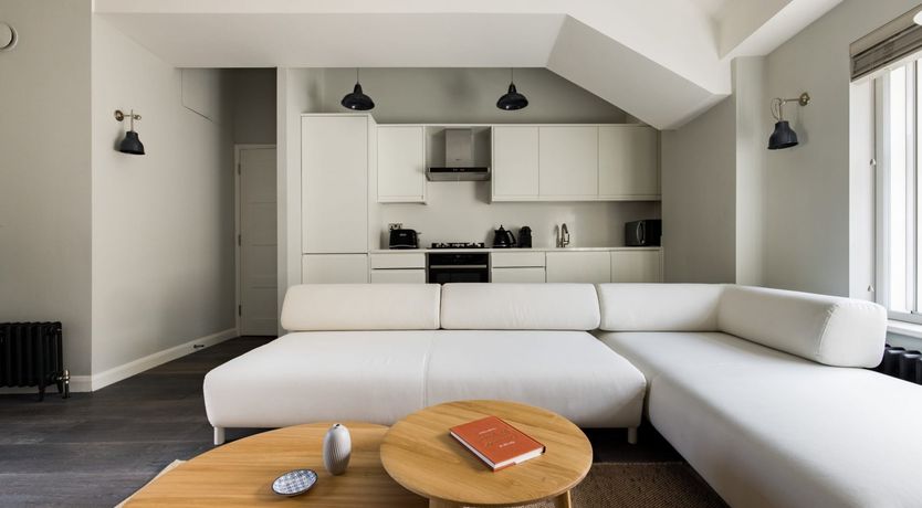 Photo of Here Comes The Night