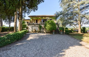 The Librarian Villa