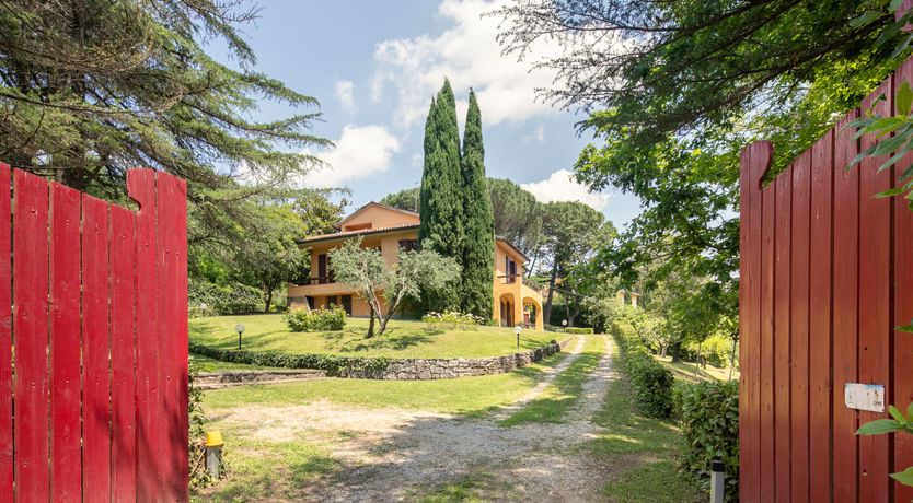 Photo of Negroni Gardens