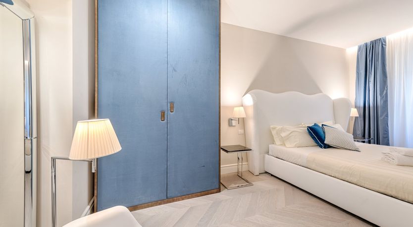 Photo of Vecchio Views