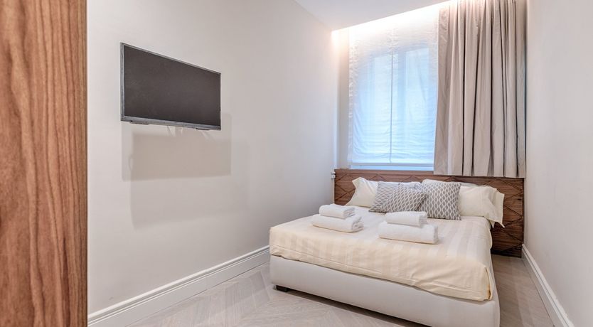 Photo of Vecchio Views