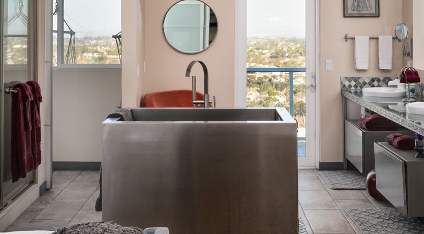 Photo of Looking Glass