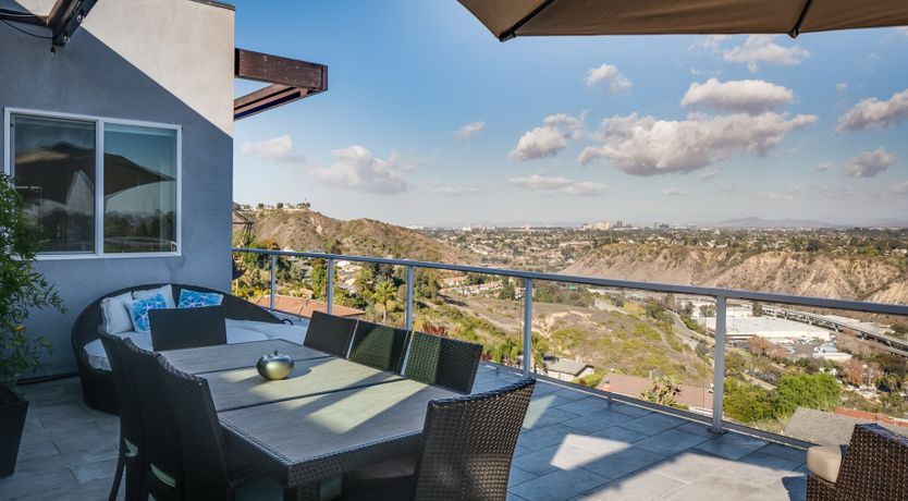 Photo of Looking Glass