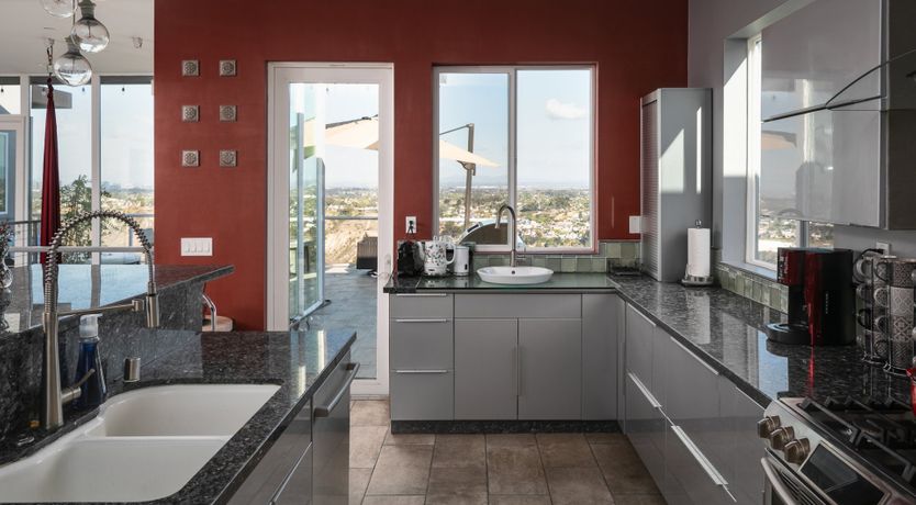 Photo of Looking Glass