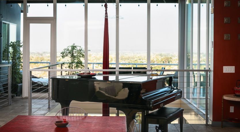 Photo of Looking Glass