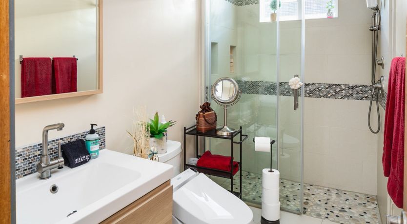 Photo of Looking Glass