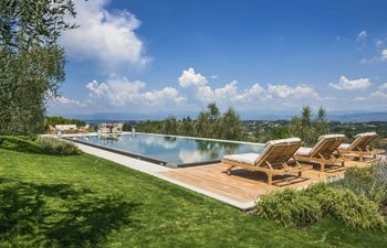 Tales of Tuscany Villa