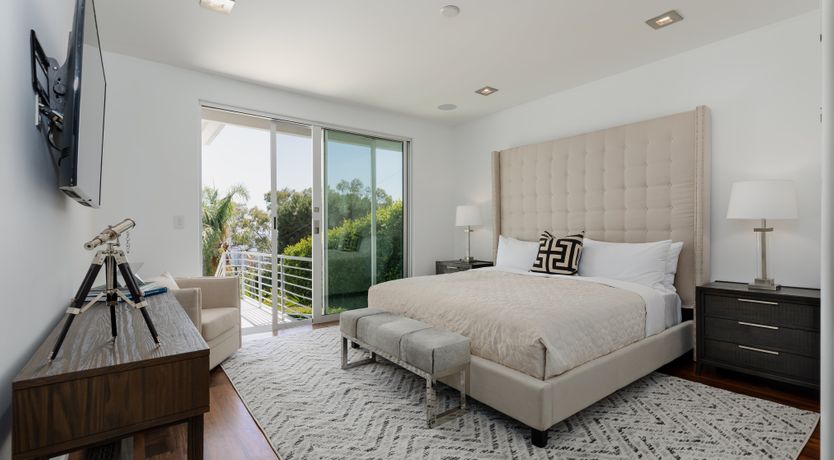 Photo of Sunset Songbird