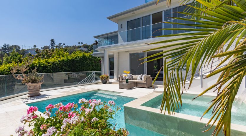 Photo of Sunset Songbird