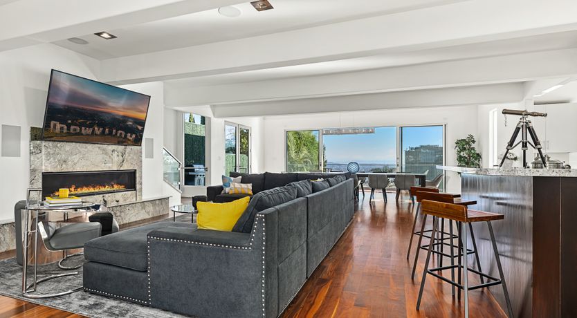 Photo of Sunset Songbird