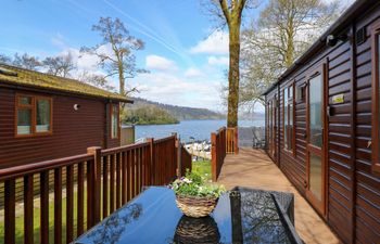 Shoreside Lodge Holiday Cottage