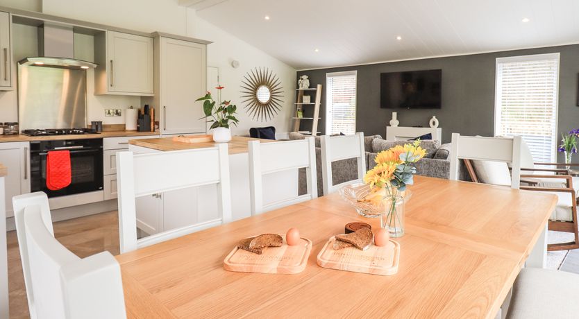 Photo of Jinnyspinner Lodge