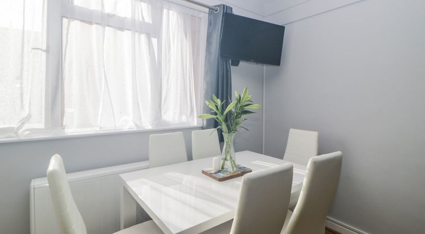 Photo of Devon Seaside Apartment