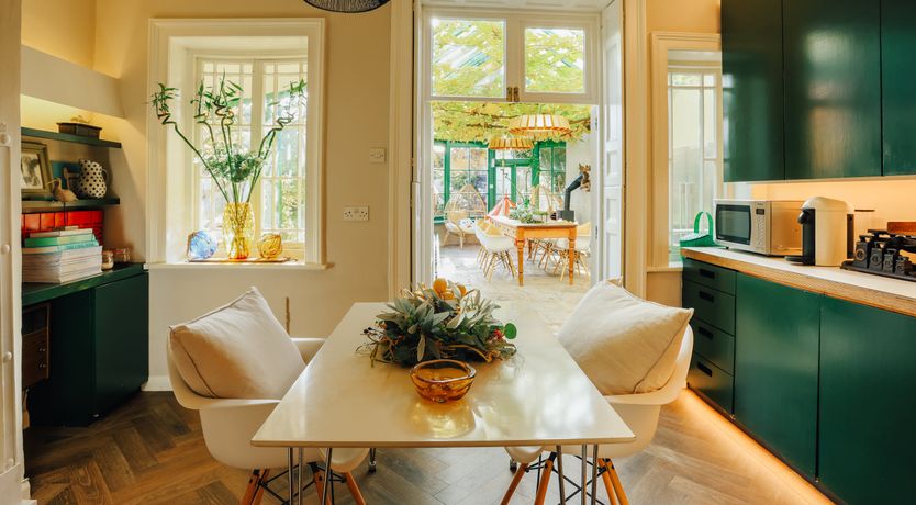 Photo of Little Orange Leaf