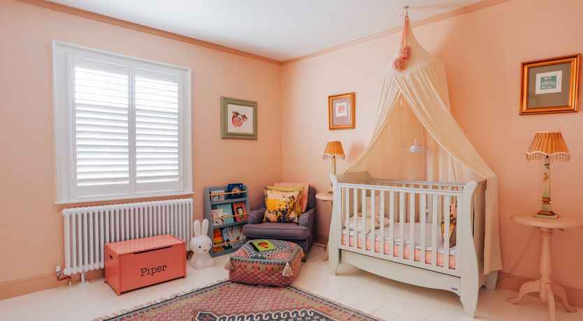 Photo of Little Orange Leaf