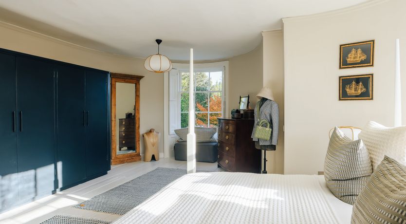 Photo of Little Orange Leaf