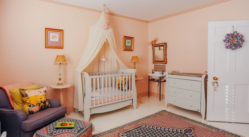 Photo of Little Orange Leaf