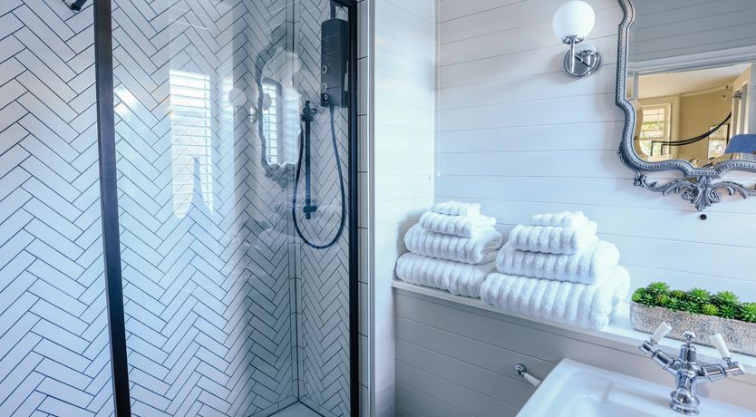 Photo of Little Orange Leaf