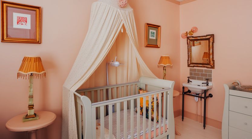 Photo of Little Orange Leaf