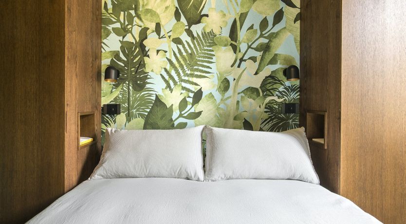 Photo of Verdant Verde