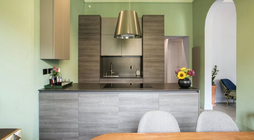 Photo of Verdant Verde