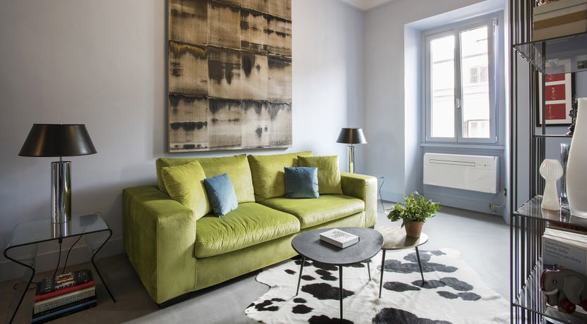 Photo of Verdant Verde