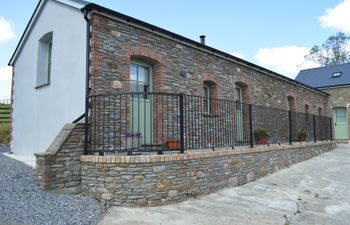 Cwrt y Wennol Holiday Cottage