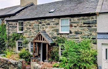 Gerlan Holiday Cottage