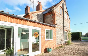 Rose cottage Holiday Cottage