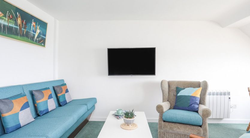 Photo of Ysgo - 6 Ty'n Don