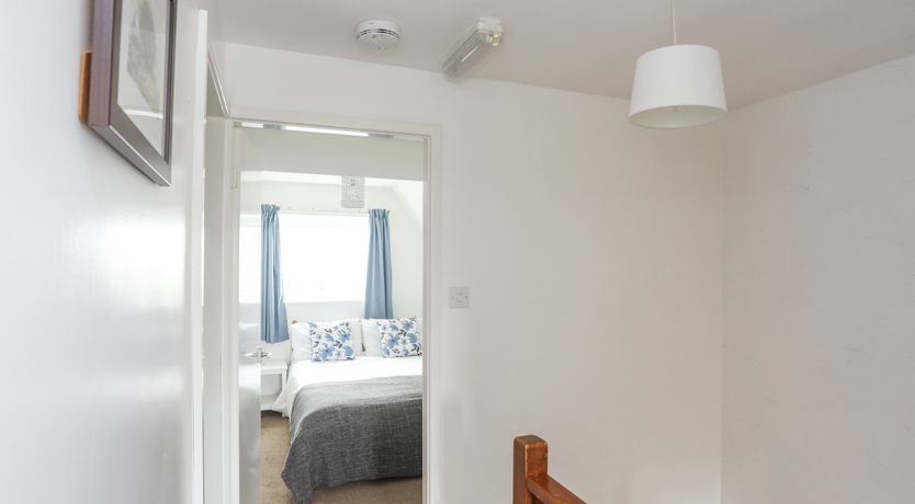 Photo of Cilan - 2 Ty'n Don