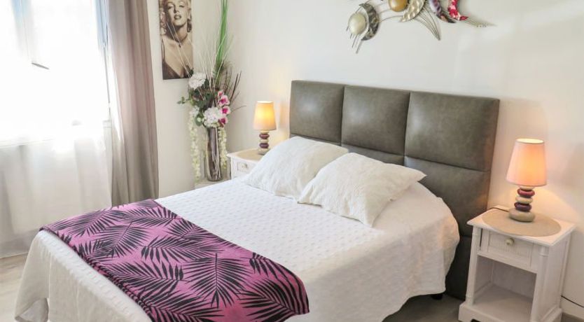 Photo of Les Camélias