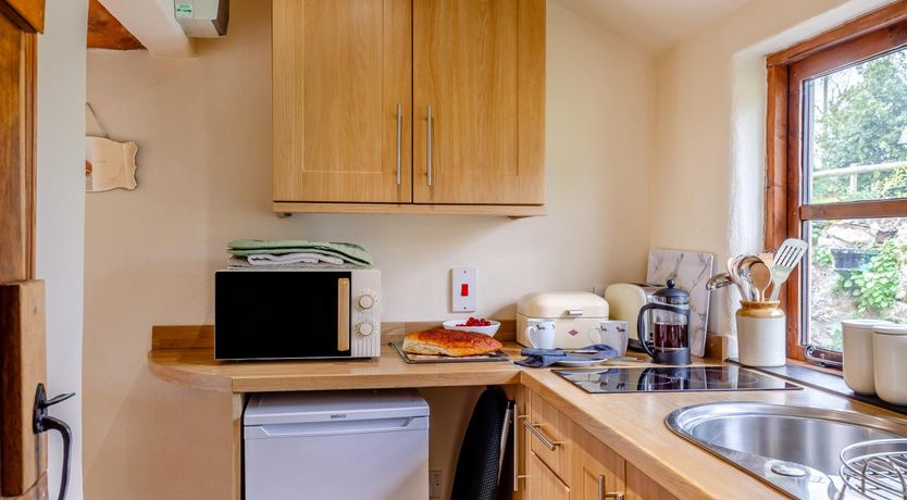 Photo of 1 Bed in St. Austell