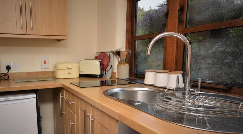 Photo of 1 Bed in Lower Sticker