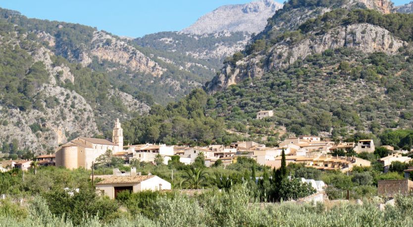 Photo of Es Barracar