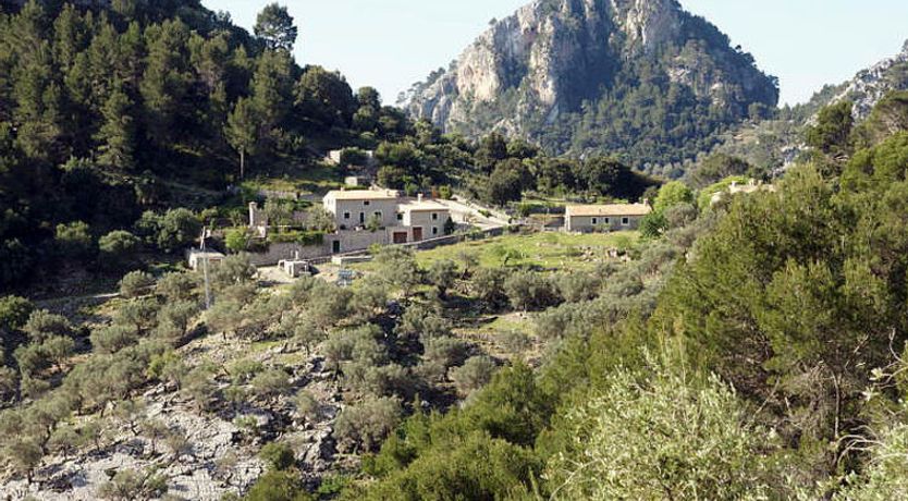 Photo of Es Barracar