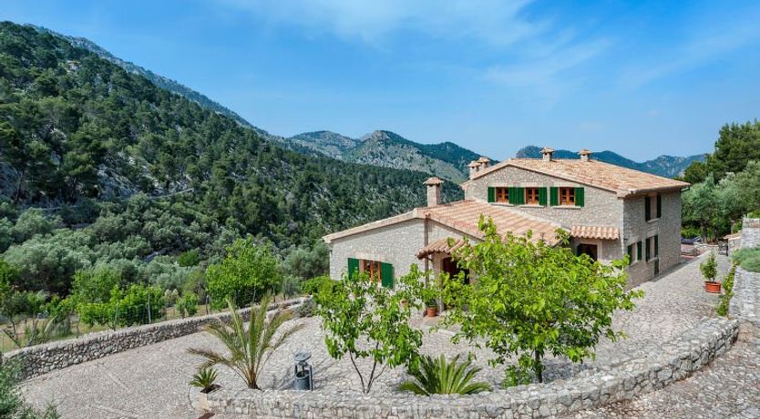 Photo of Es Barracar