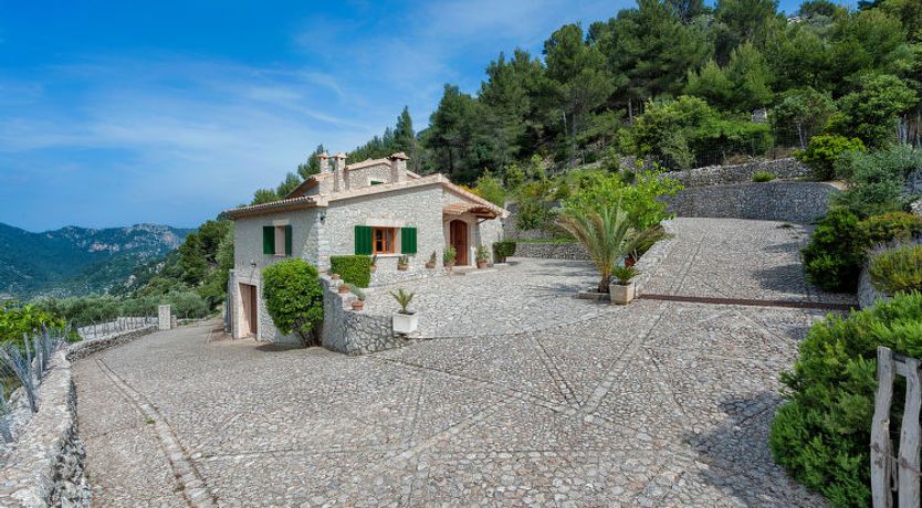 Photo of Es Barracar