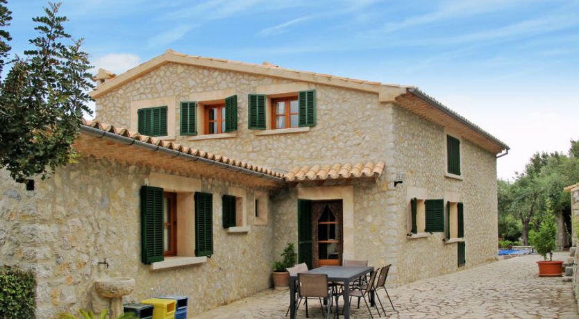 Photo of Es Barracar