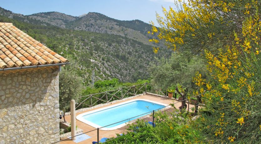 Photo of Es Barracar